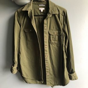 Oversized buttoned shirt